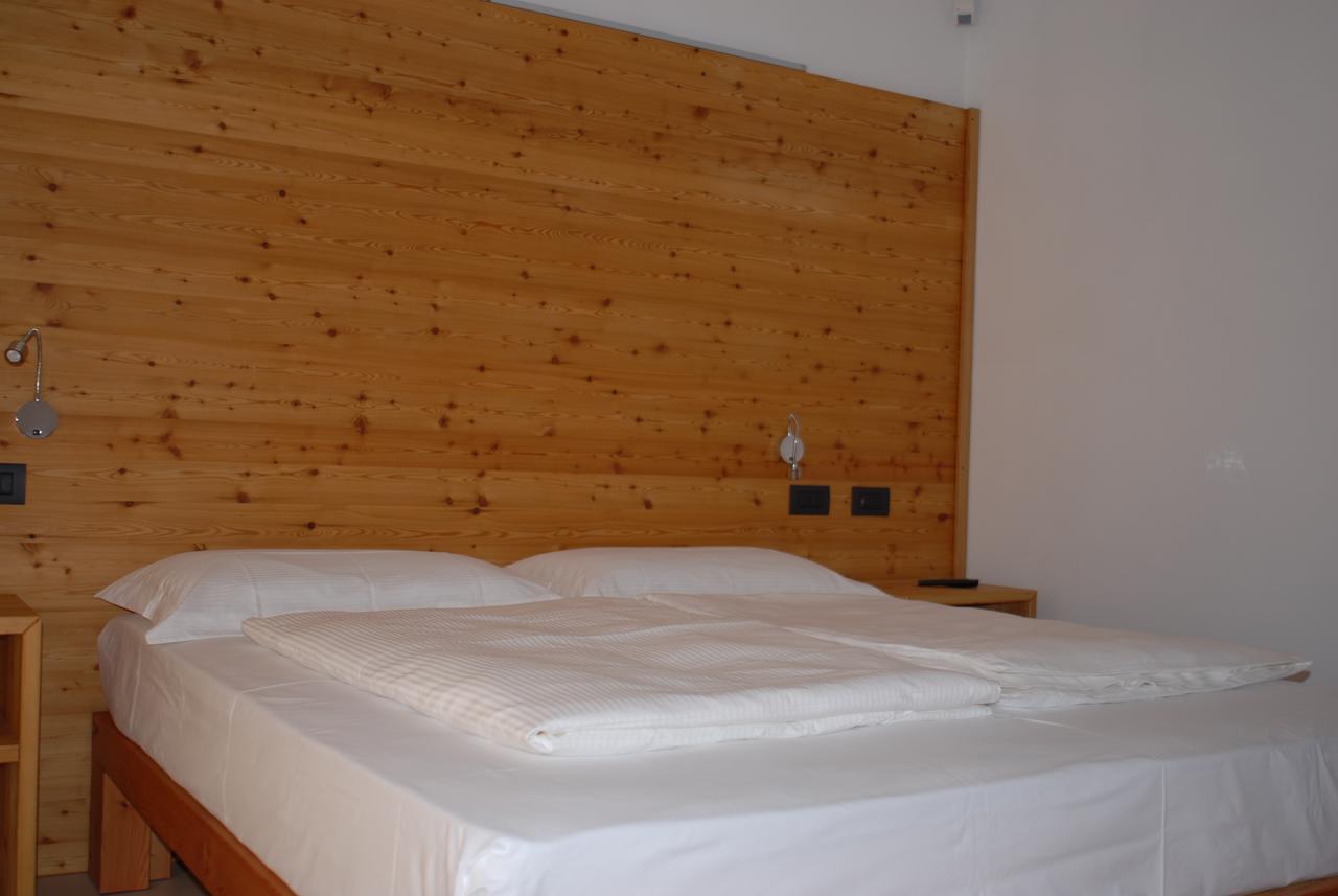 B&B Alciliegio 카스나테 콘 베르나테 외부 사진