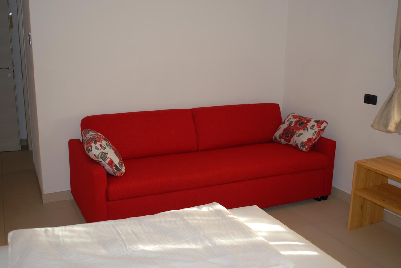 B&B Alciliegio 카스나테 콘 베르나테 외부 사진